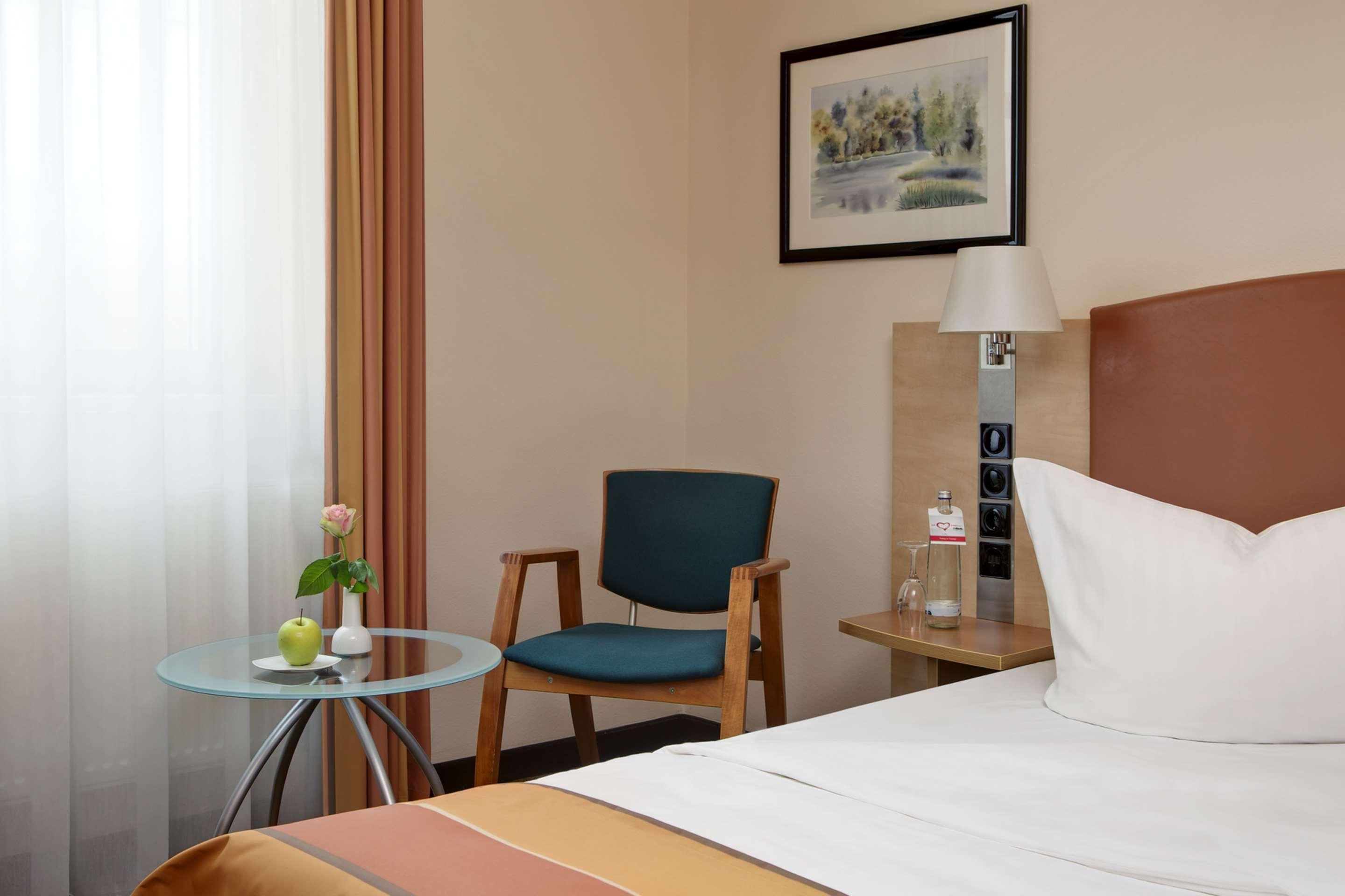 Intercityhotel Berlin Ostbahnhof Екстер'єр фото