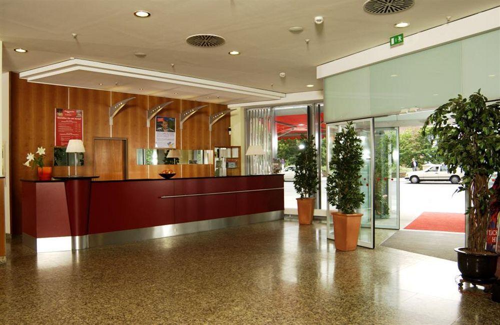 Intercityhotel Berlin Ostbahnhof Екстер'єр фото