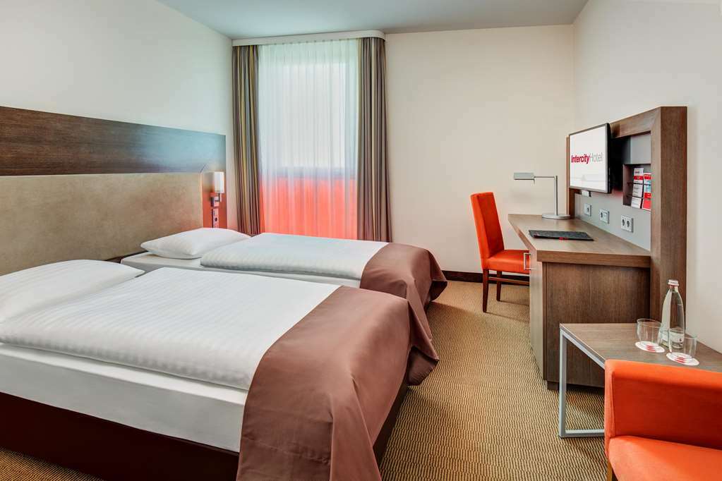 Intercityhotel Berlin Ostbahnhof Номер фото