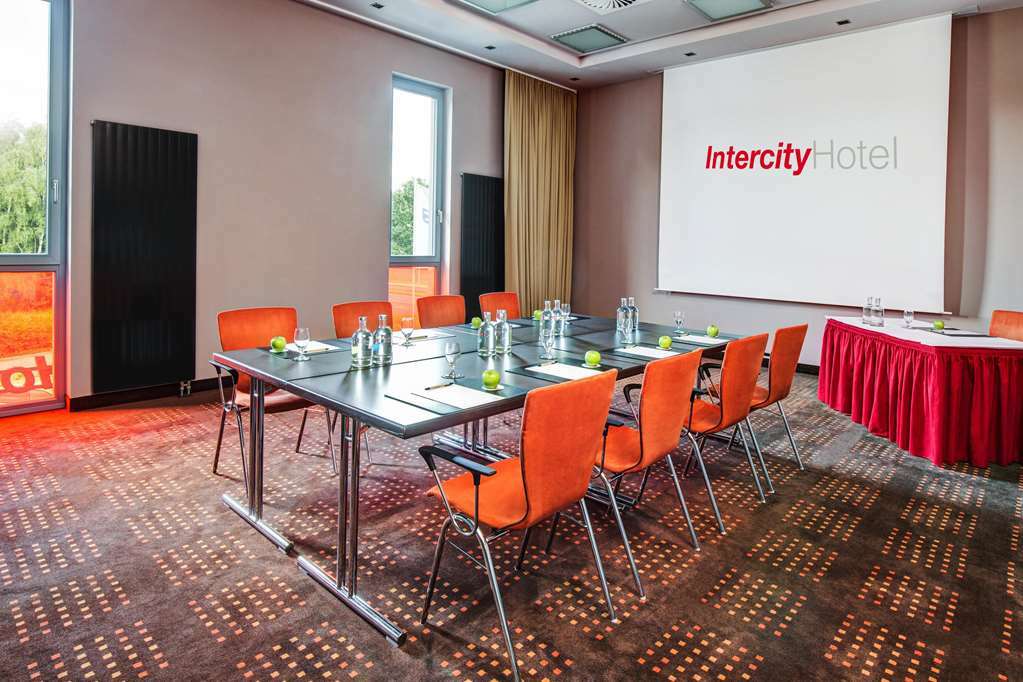 Intercityhotel Berlin Ostbahnhof Зручності фото